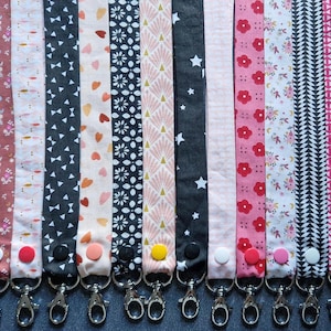 Key ring - badge holder, for nurse, caregiver, physiotherapist, doctor, teacher, secretary, cotton, choice of colors, carabiners