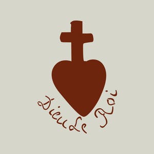 Op de afbeelding: Een bruin hart met een kruis erop en de tekst "Dieu le veut" in een cursief schrift rond het hart.