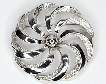 Vintage Roger Swirl Wreath Brooch Silvertone Shiny Textured