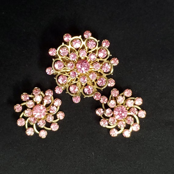 Vtg Pink Rhinestone Crystal Floral Brooch Clip Ea… - image 2