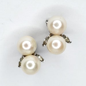 Vintage Natural 2 Pearl Earrings Rhinestones Silvertone Snowman Pat. 1967965 .5" Clip On