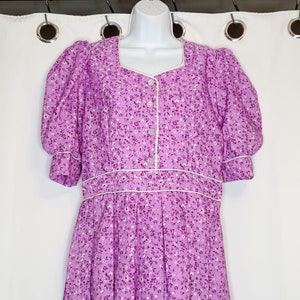OOAK Vintage Cottagecore Pinup Dress Sz M Purple Floral Pleat Skirt Puff Sleeves