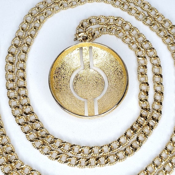 Vintage Monet Long Goldtone Necklace Textured Cha… - image 3