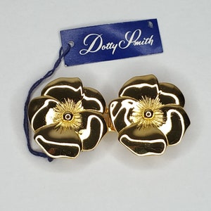 NEW Vintage Dotty Smith Flower Belt Buckle Floral Goldtone Metal image 2