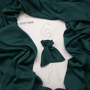 Emerald Icon silk silk fabric by the yard, satin fabric by the yard, emerald soft satin for lining, premium matte green silk material 270 image 1