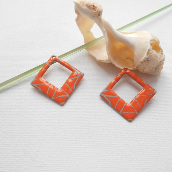 2 pendentifs géométrique émaillé gris et orange  30x30 mm 2 faces