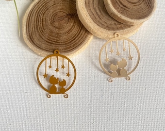 2 round gold filigree cat stamps 22X25 mm