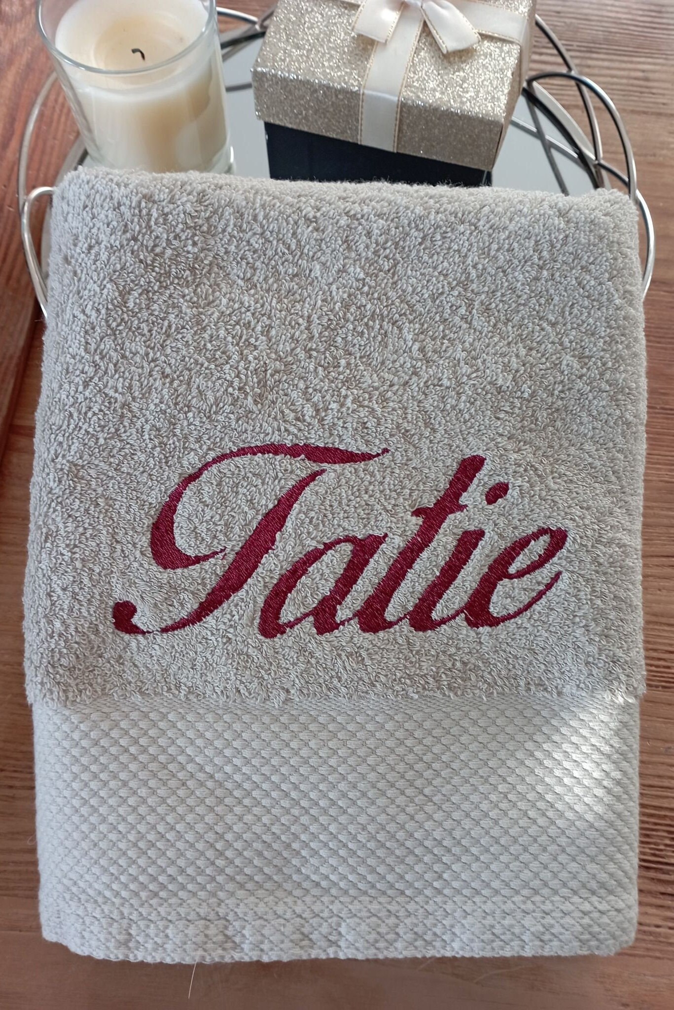 Serviette Brodée, Serviette de Toilette, Tatie, Idée Cadeau