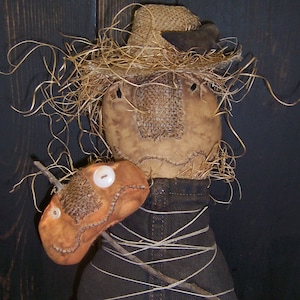 Primitive Halloween Scarecrow and Pumpkin Pattern (PDF Pattern)