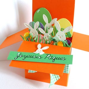 Carte de Pâques, popup Pâques, chasse aux oeufs multicolores. Fait main