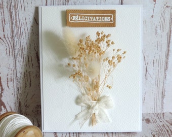 carte mariage fleurs séchées, blanc kraft, carte cadeau mariés, fait main.