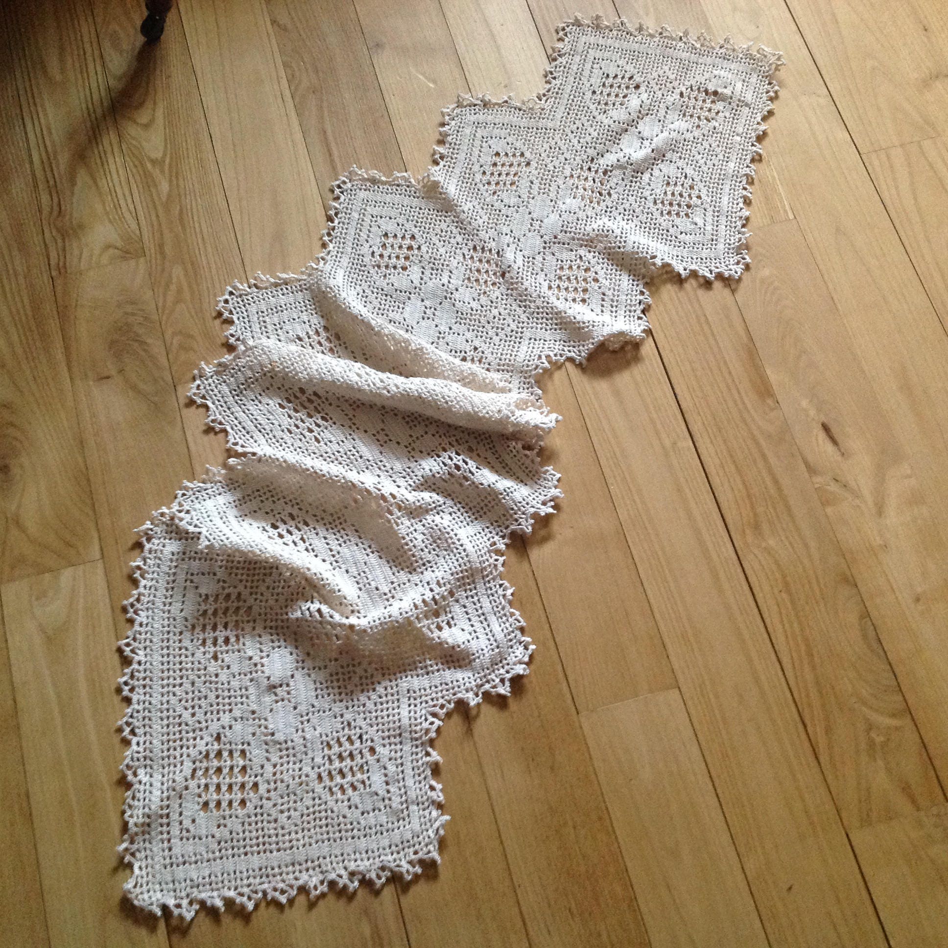 Chemin de Table 34x150xm, Crochet, Ecru, Vintage