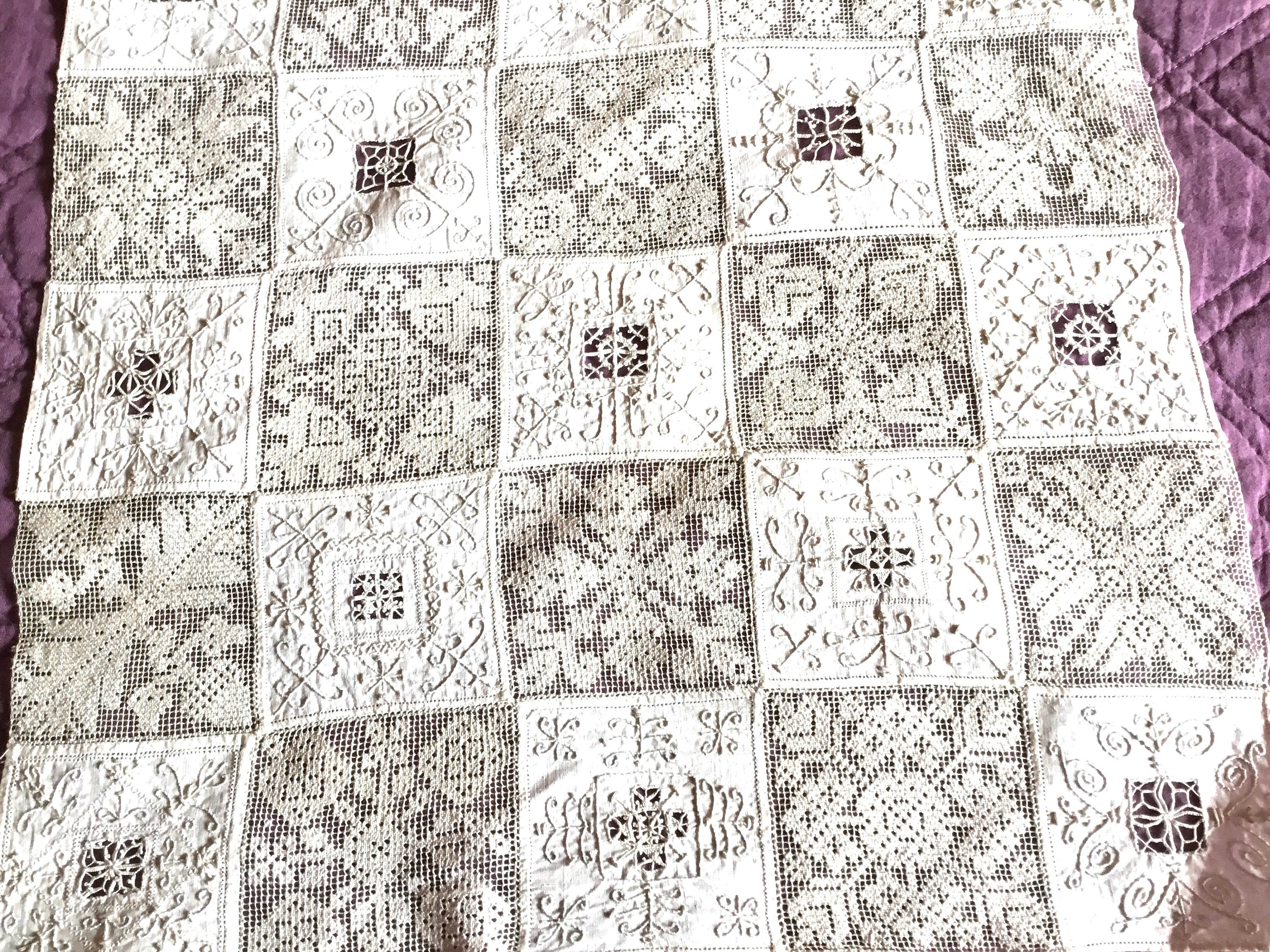 32 X 32 cms, Napperon Patchwork Vintage