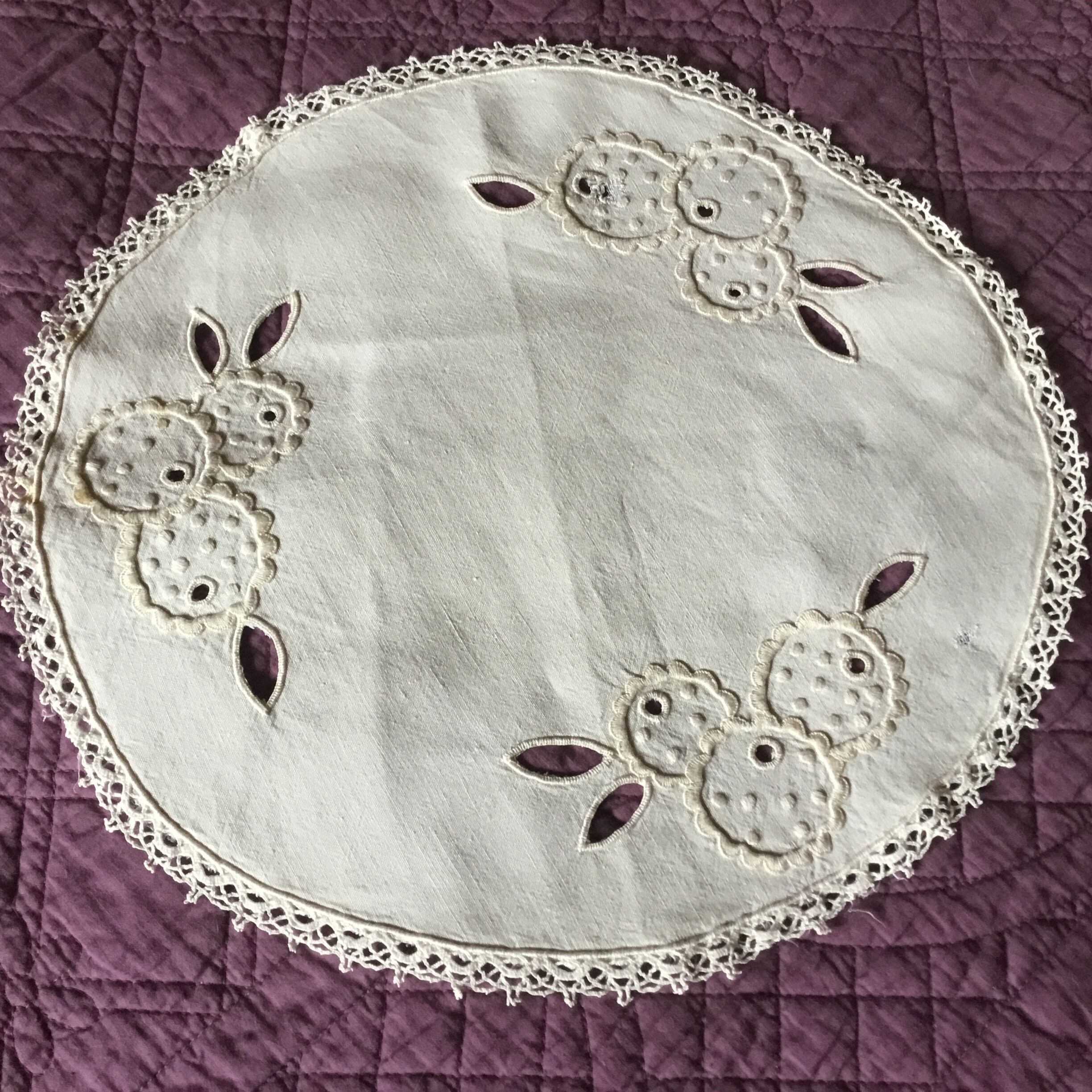 34 cms, Napperon Vintage Fil