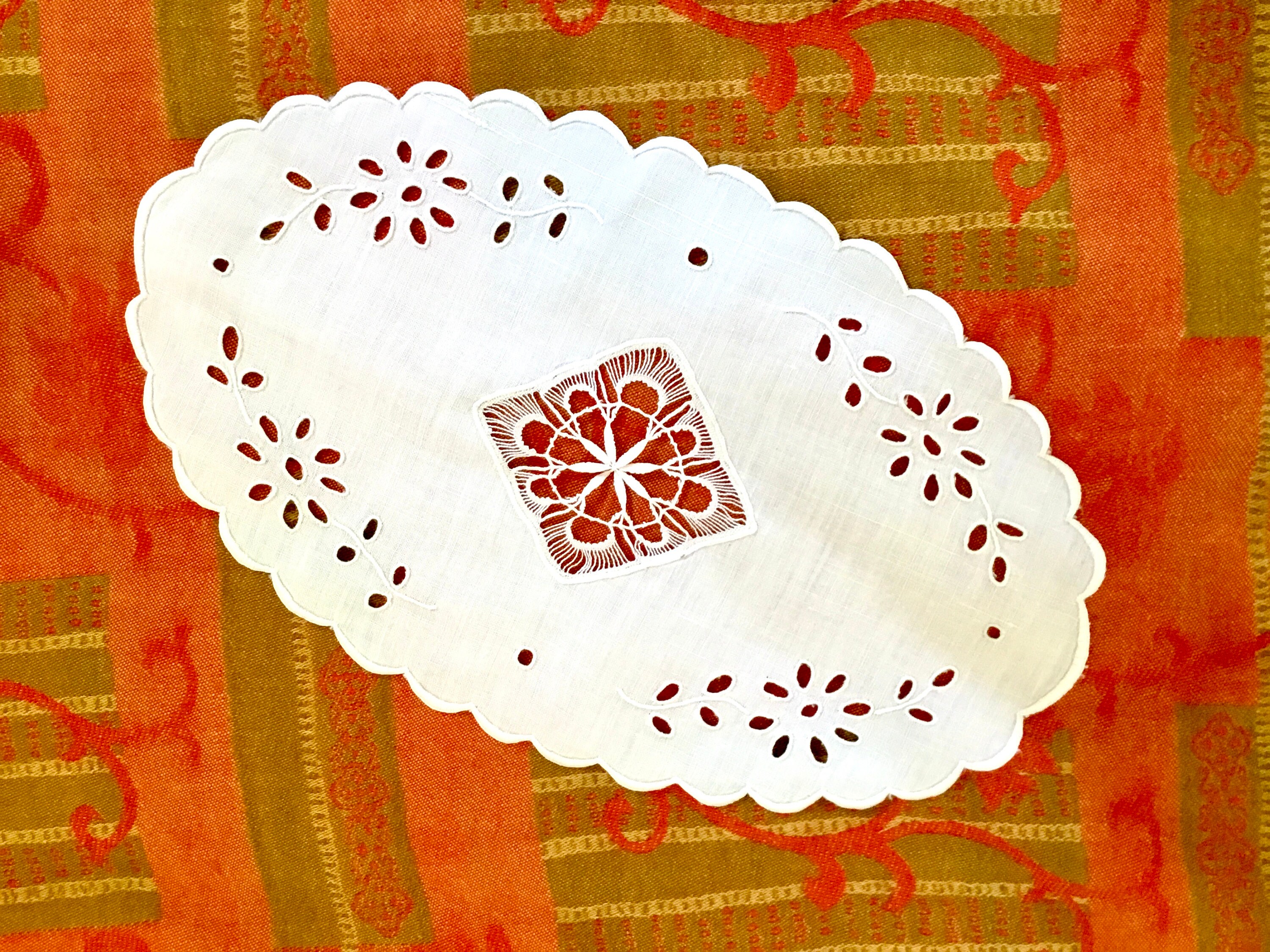 37x22cm, , Napperon Vintage Blanc.