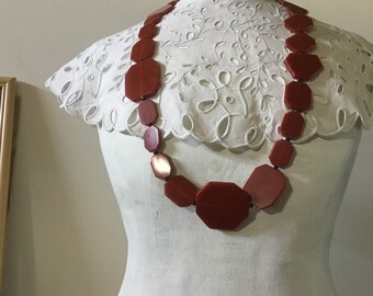 Collier Vintage Haute Couture – Envoi International – Doré – Breloque Chic