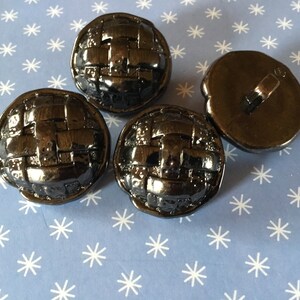 24mm, set of 4 vintage fancy buttons