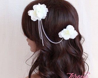 Blumen Haarkamm,weiße Blumen,Hochzeit Haarschmuck,weiße Rosen,Blumen Haarteil,weiße Hochzeit,Blumen Haarband,Hochzeit Kopfschmuck