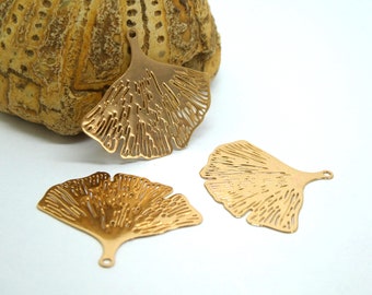 4 Ginkgo leaf watermarked prints 25*22mm gold (8SEF41)