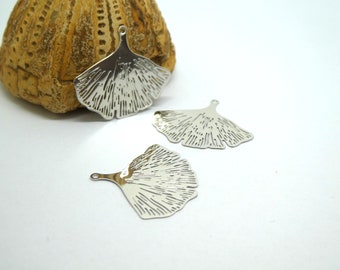 4 Ginkgo leaf watermarked prints 25*22mm platinum silver (8SEF40)