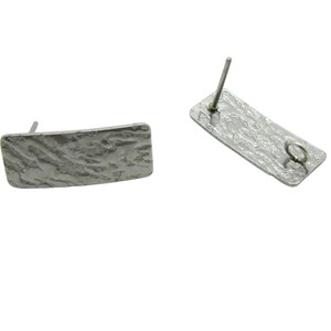 Par de pendientes rectangulares texturizados de 20 x 8 mm, 1 anilla, acero inoxidable 304 (8SBO135)