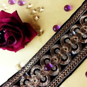 Geborduurde fluweelzwart gouden zari Trim, Indische weefsel Trim, Bridal dragen versiering-breedte-2.5 INCH-prijs voor 1 yard NFL065