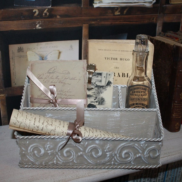 Porte lettres et cartes de curiosité , porte lettres décoratif , décoration de bureau