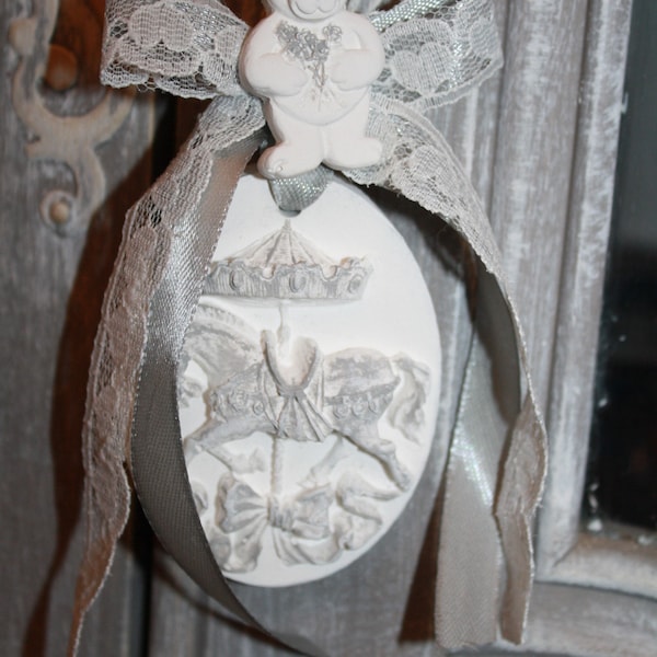 Suspension en plâtre, plâtre  parfumé ,  cheval carrousel