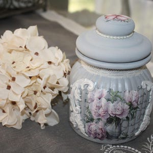 Pot en verre décoré , bonbonnière ,