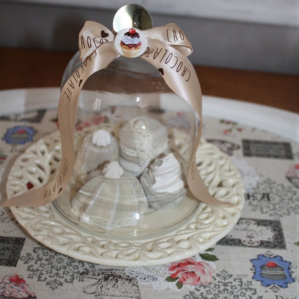 Cloche et ses mignardises , plâtre parfumé , cloche shabby