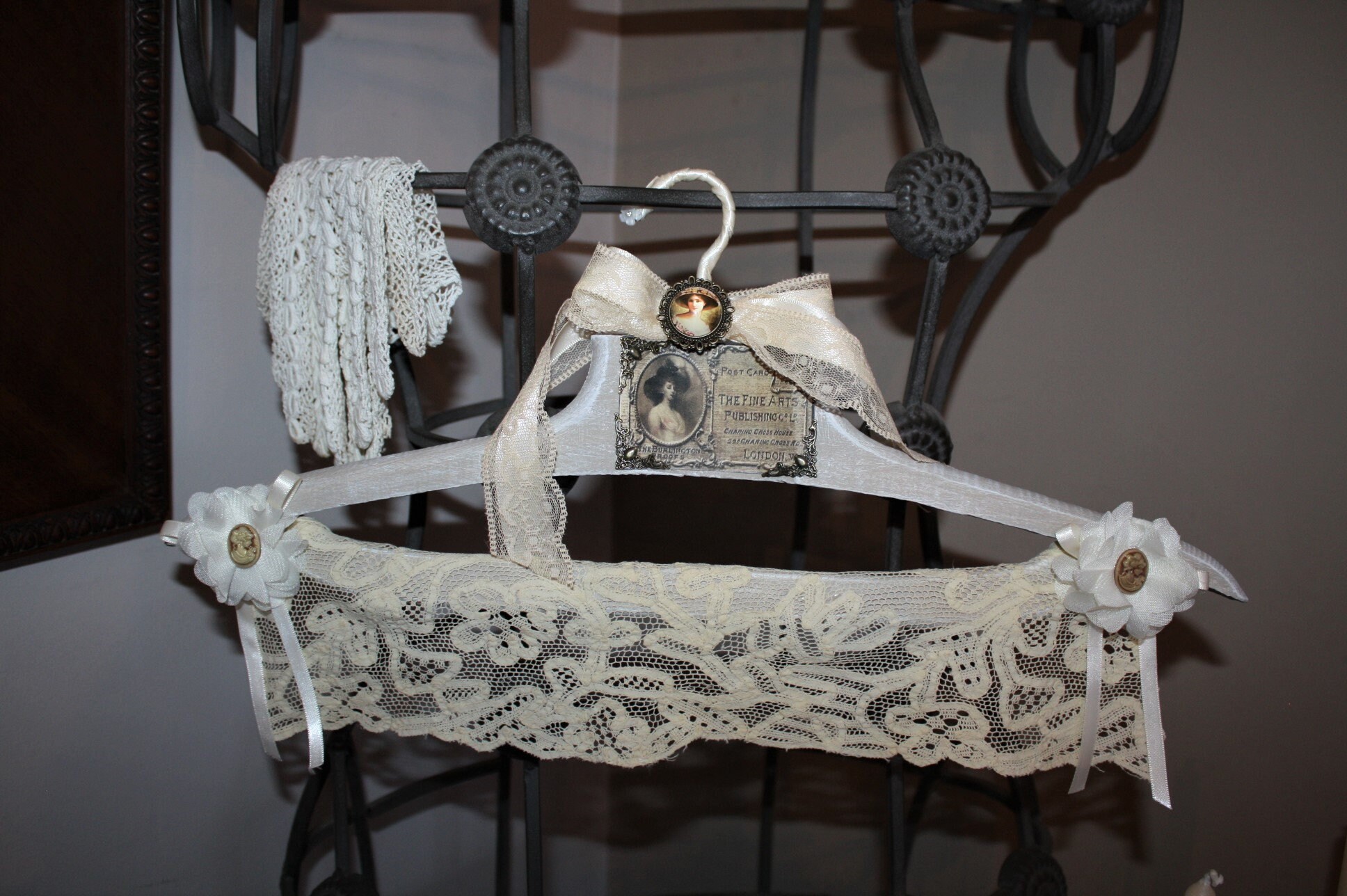 Cintre Vintage , Cintre Relooké Porte Manteau Décoratif