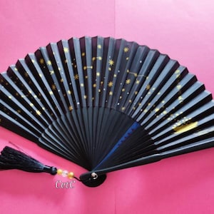 Bel éventail/ventilateur avec pompon perles AZ102
