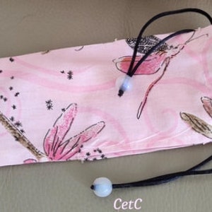 étui/pochette pour éventail ou crayons,  brosse à dents...17AZ