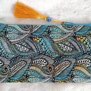 Pochette fermeture à glissière et pompon. Pochette maquillage..., en tissu coton fantaisie G11