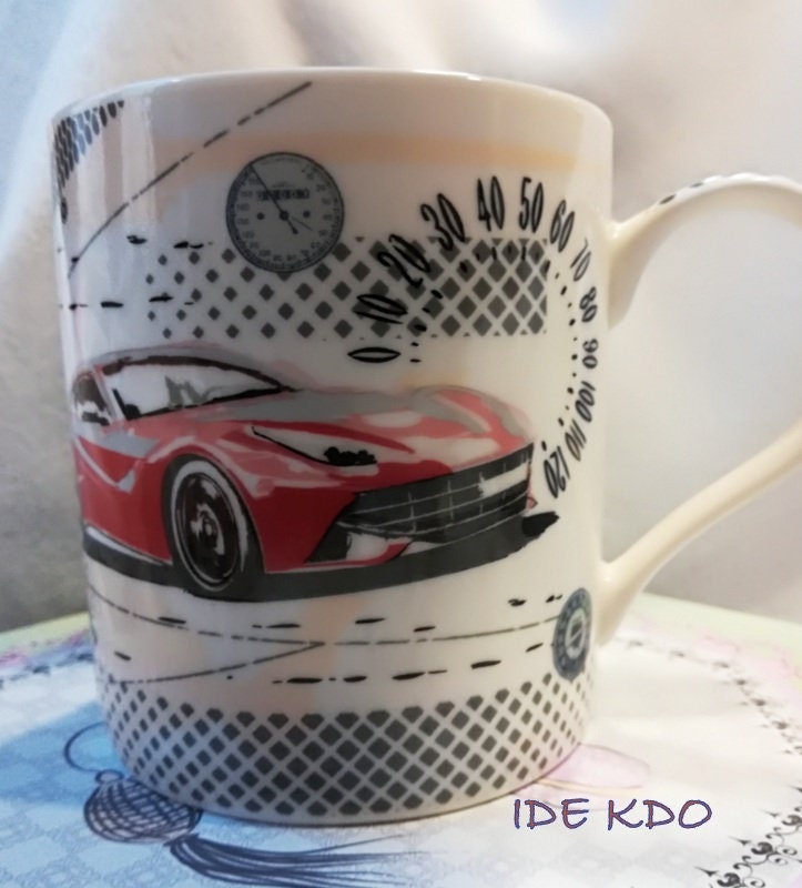 Tasse Mug à Café/Thé. Décor Voiture de Sport