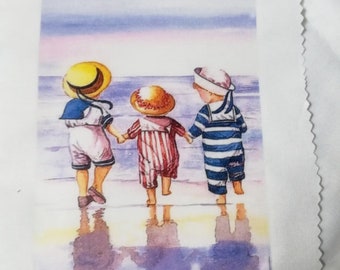 Appliqué/transfert sur tissu, enfants en bord de mer