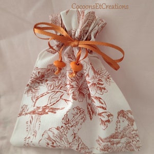Pochette cadeau; pochon à dragées, en tissu coton toile de Jouy