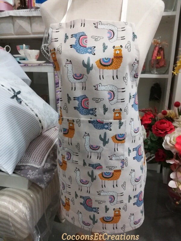 Tablier Enfant. Adorables Petits Lamas