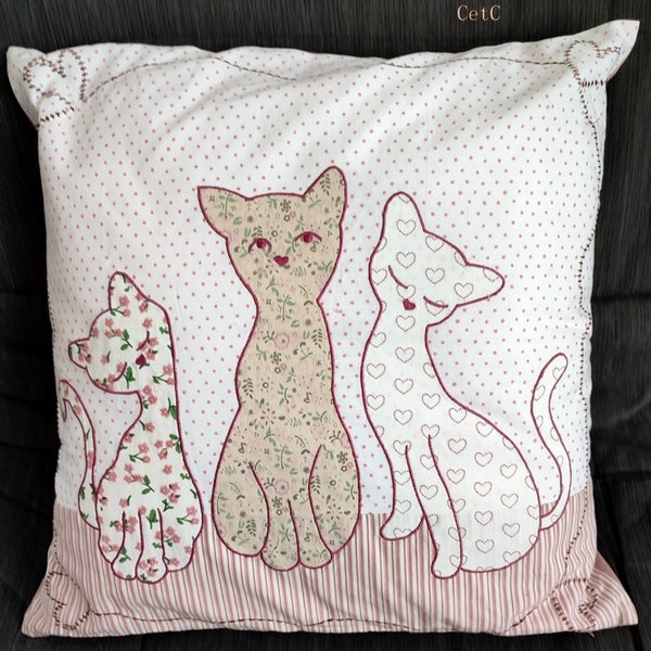 Coussin tissu coton fantaisie: avec des chats