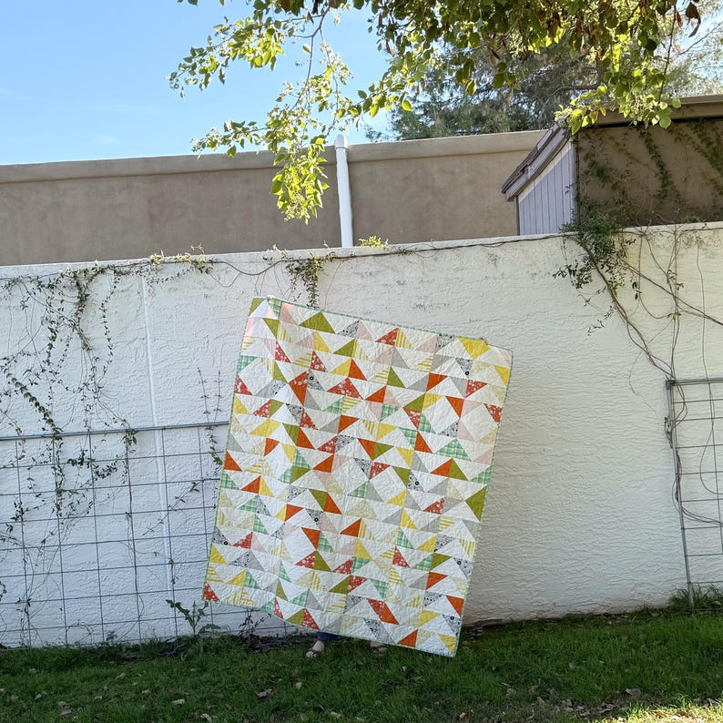 Cholla Quilt Pattern PDF | Flying Geese Quilt Pattern | Beginner Quilt Pattern | Fat Quarter Quilt | Modern Scrap Quilt | Digital Download image 6