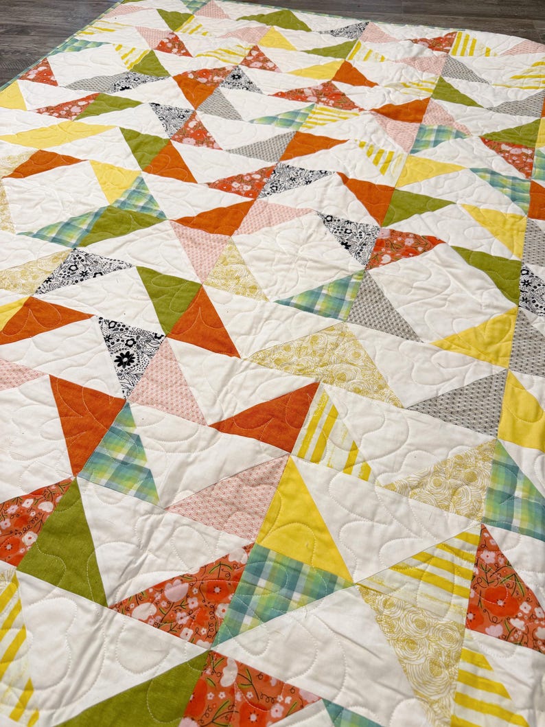 Cholla Quilt Pattern PDF | Flying Geese Quilt Pattern | Beginner Quilt Pattern | Fat Quarter Quilt | Modern Scrap Quilt | Digital Download image 7