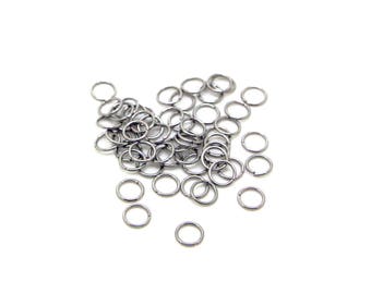 x30 stainless steel rings (5x0.6mm) matte silver color