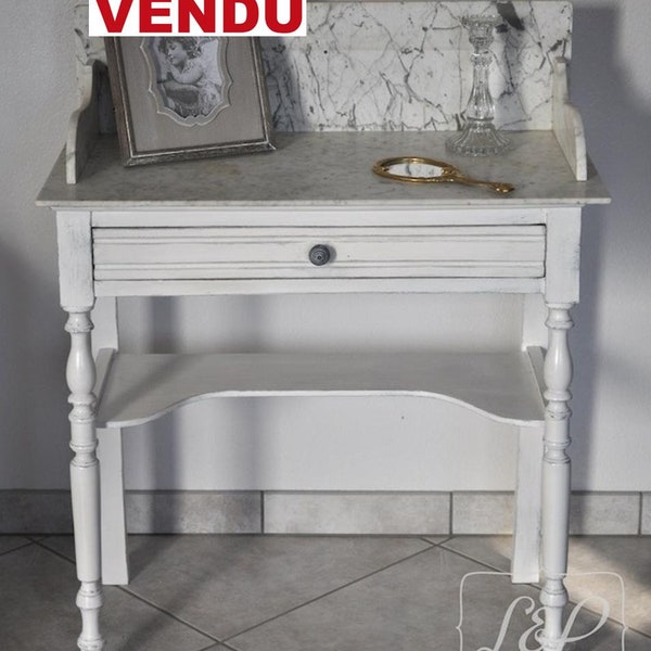 VENDU : Table de toilette / coiffeuse patinée, dessus marbre  Ondine