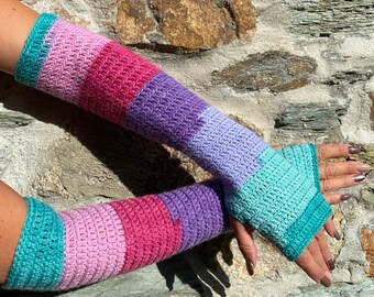 Mitaines longues réalisées au crochet taille unique pour femmes en laine multicolore