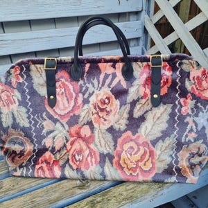 Red/Pink Rose floral design Mary Poppins style Overnight/Weekend Carpet Bag