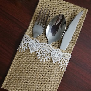 Set von 10 Sackleinen Besteckhalter, rustikale Tischdekoration, Hochzeit Tischset, Tischdekoration, Sackleinen Tischdekoration, Hochzeit Rustikales Menü- (PY) 01
