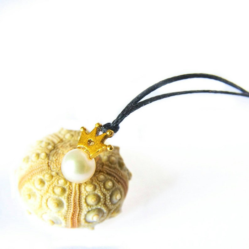 14k Gold Crown Necklace In 19/'/' Gold Chain Or Cord Single Pearl Necklace