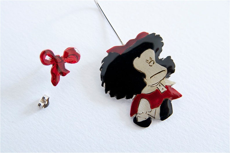 Comic Book Jewelry Girl In Red Long Earring And Bow Stud Silver Mismatched Earrings