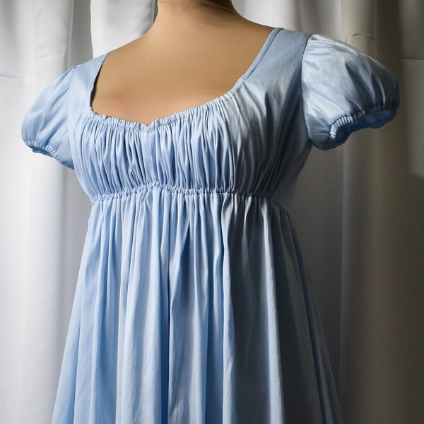 Regency Dress with Puffed Sleeve