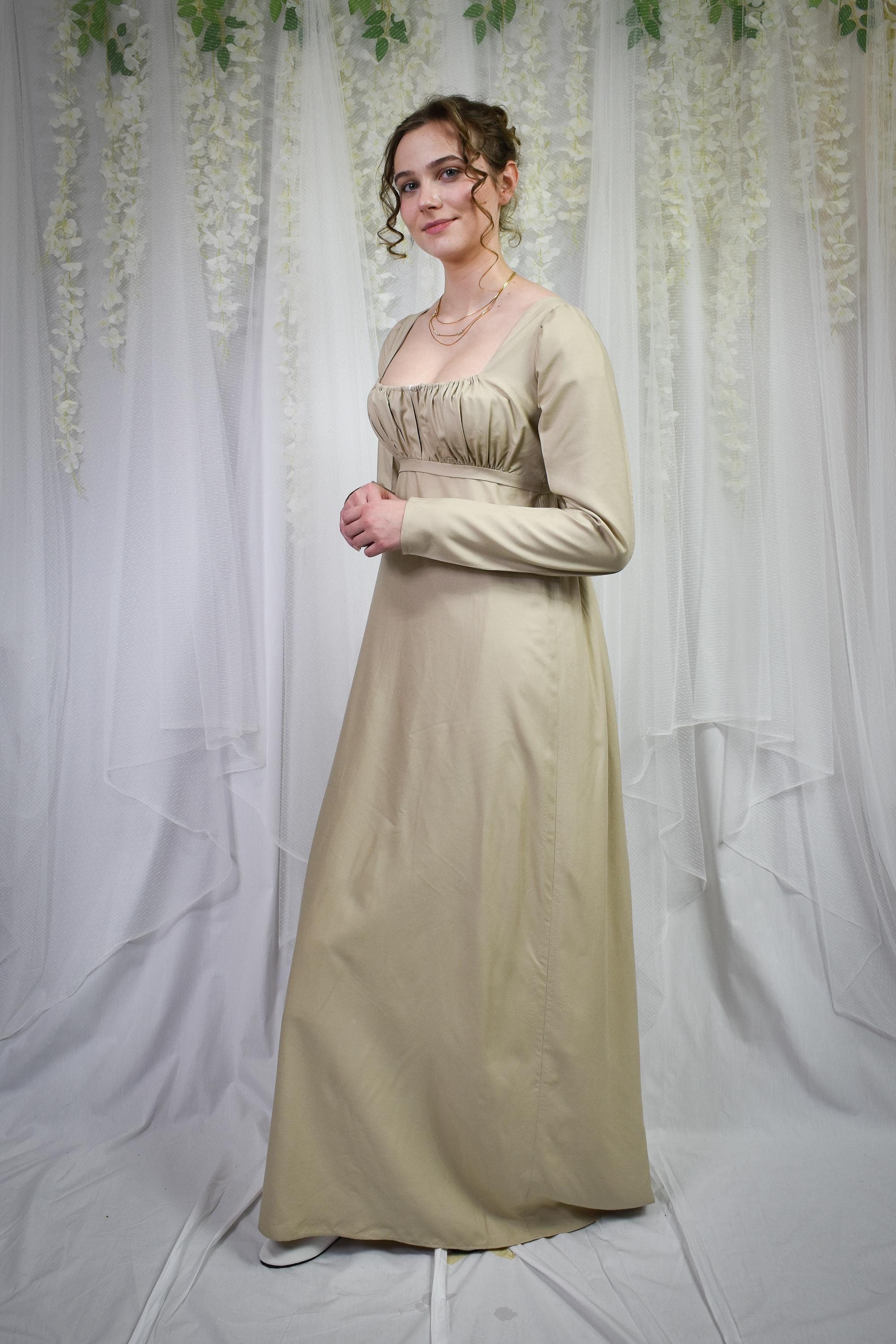 chinese dress ladies Regency woman in white muslin dress (Lauren 4397) main image 0